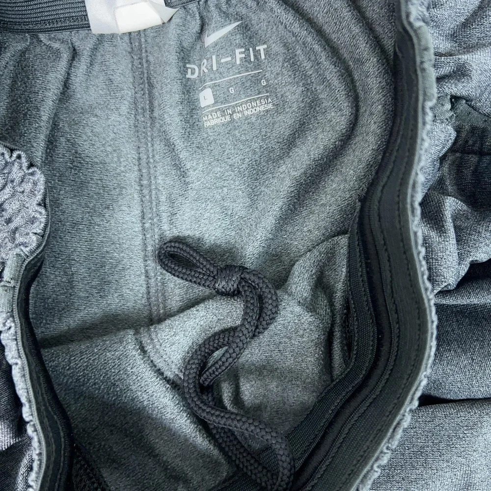 Nike Pants Boys Large Gray Dri-FIT Joggers Cuffed Zip Pocket Athletic‎ Running